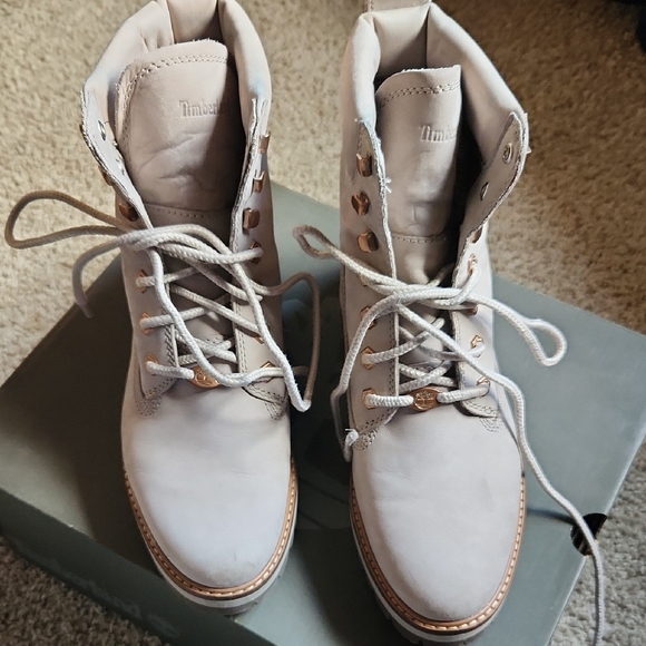 Timberland Light Taupe 6-Inch Boots - Picture 2 of 4